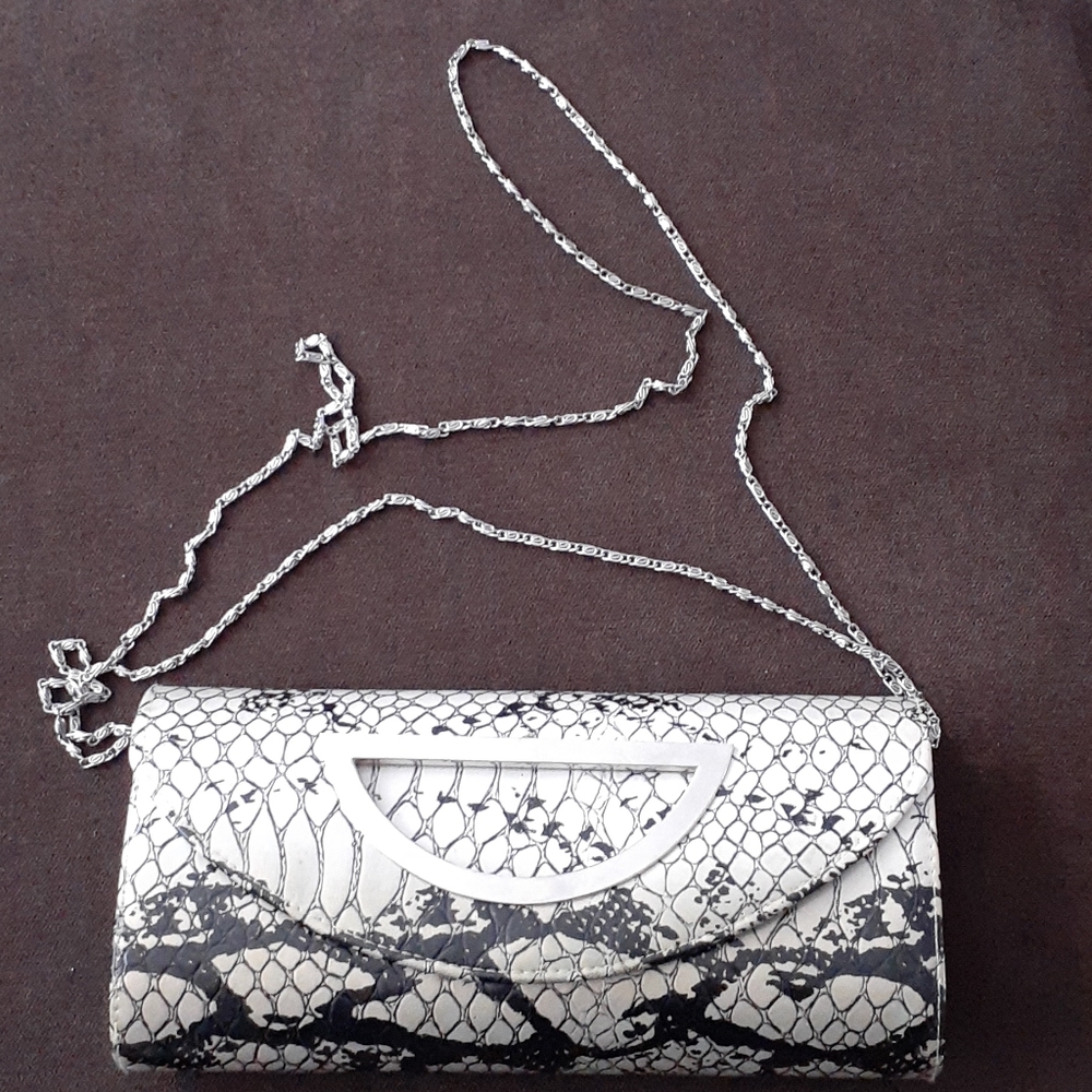 Clutch purse